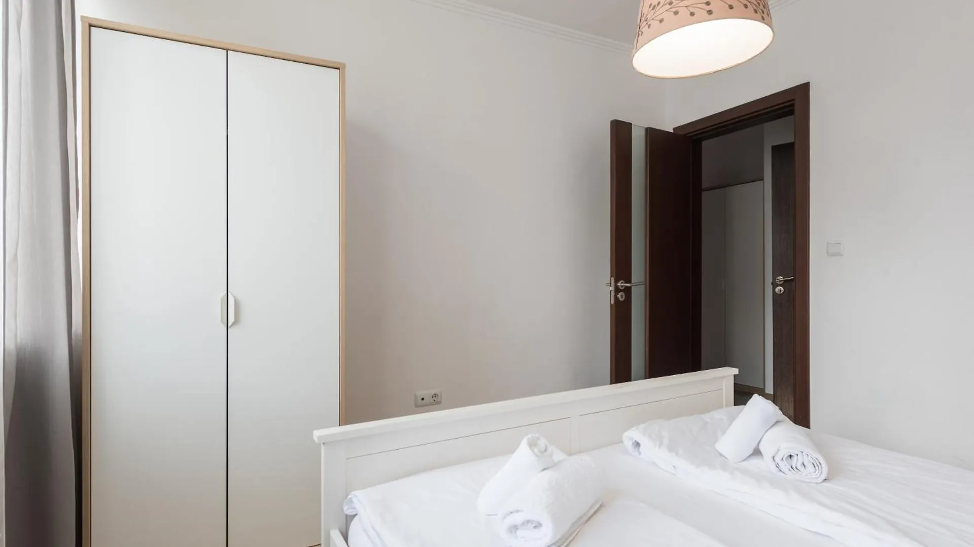 Stylish Place Near The Beach Varna Apartment