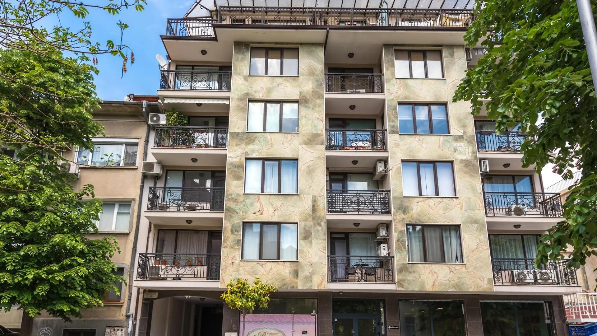 Stylish Place Near The Beach Varna